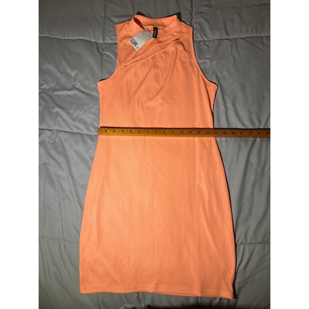 H&M‎ Ribbed Mock Neck Cutout Sheath Dress Coral Peach Size Medium - Picture 2 of 6